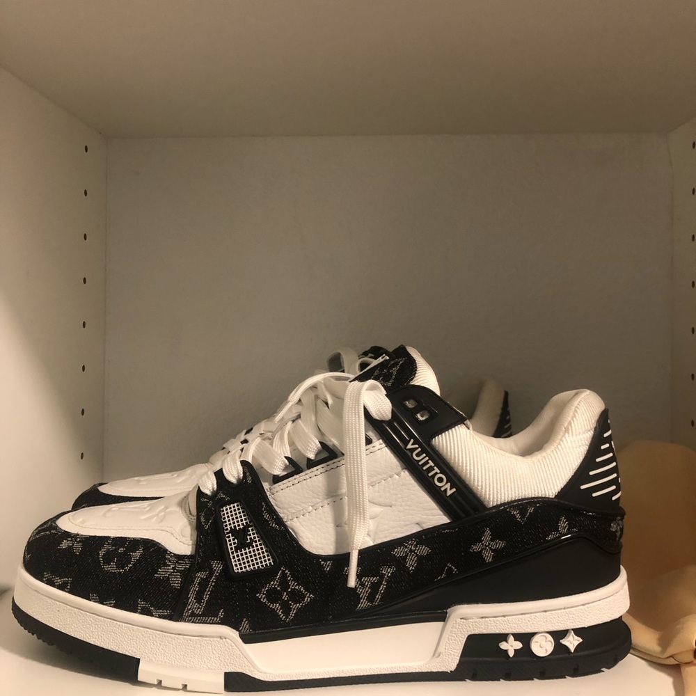 Lv trainers